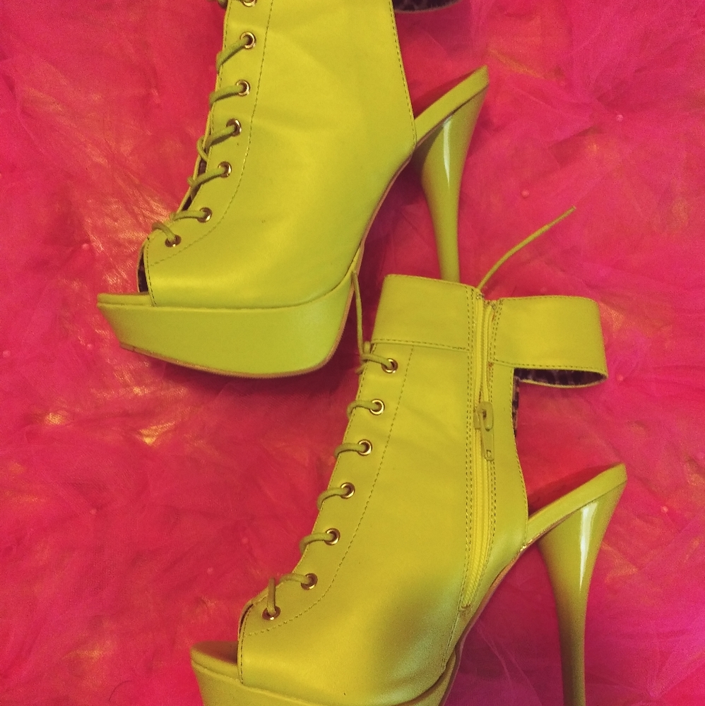Ankle heels